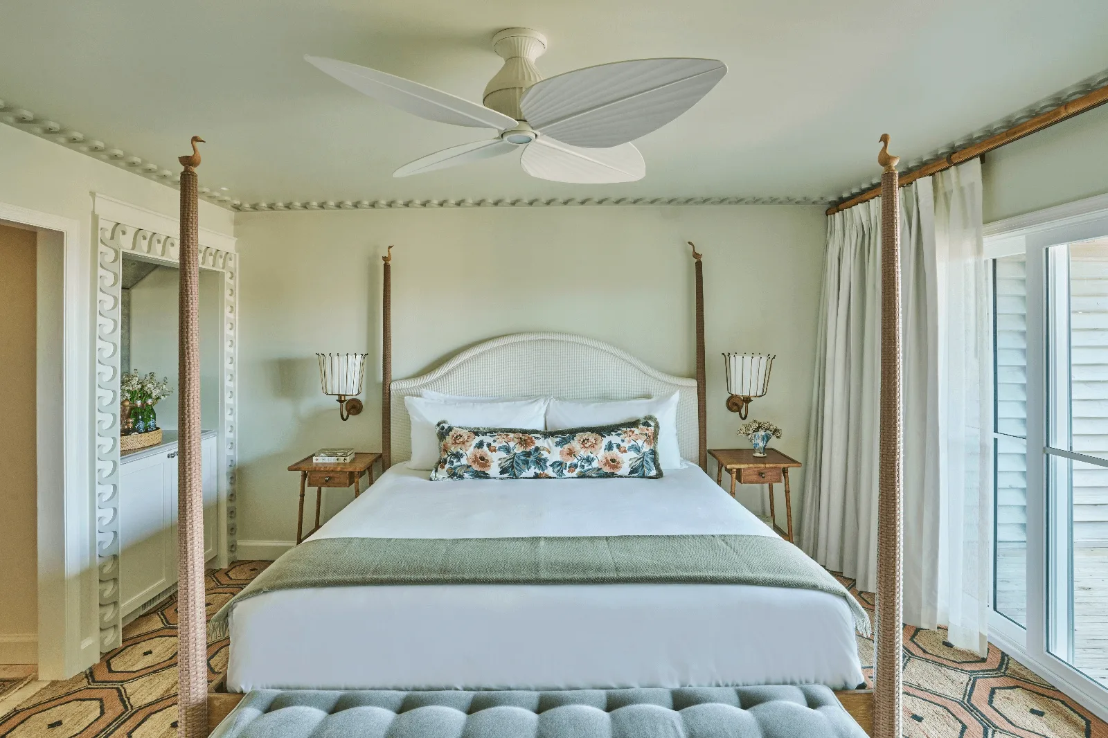 Luxurious king-sized bed in the Sanderling Hotel room, featuring exquisite décor for an elegant and inviting ambiance.